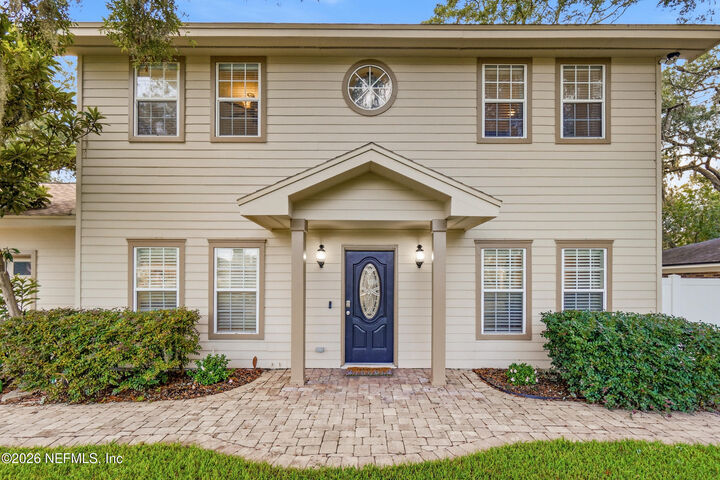 Property Photo:  1722 Hammock Circle W  FL 32225 