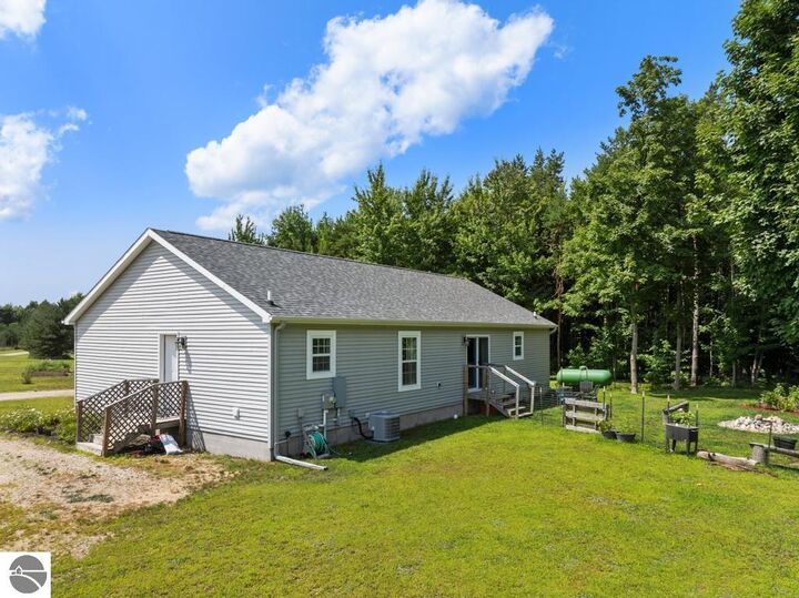Property Photo:  7533 N Maple  MI 49659 