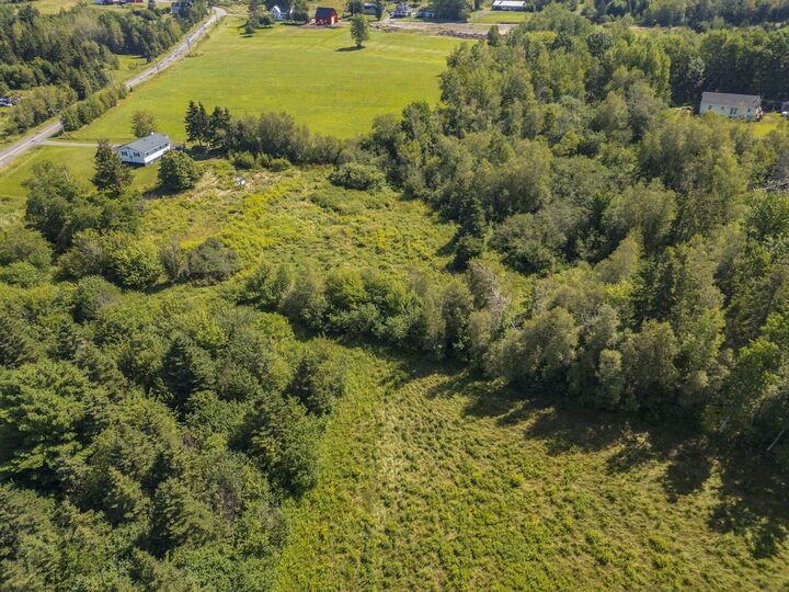 Property Photo:  2427 South Main Street  NS B0K 2A0 