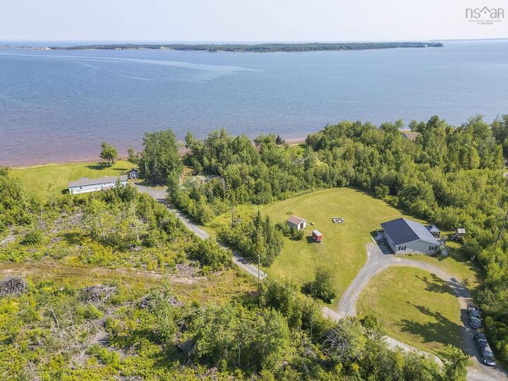 Property Photo: 123 Dragon Fly Lane Lane NS B0K 1H0