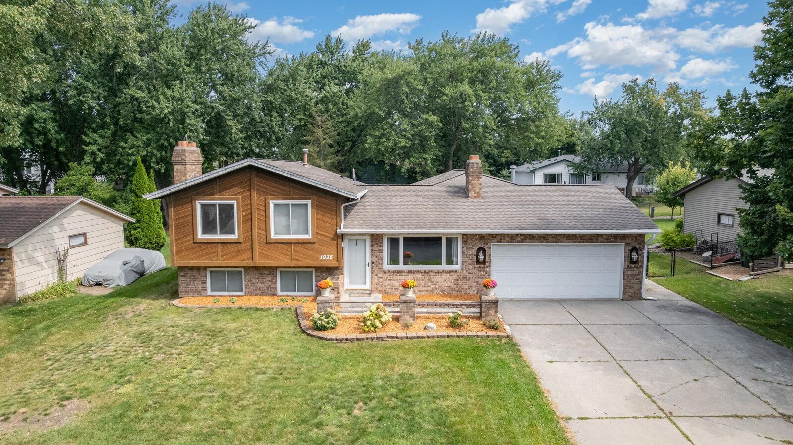 Property Photo: 1935 Timber Wolf Trail S MN 55122