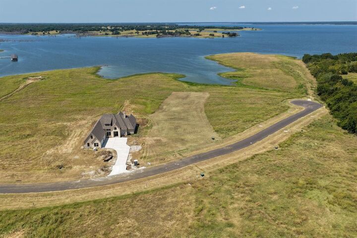 Property Photo:  571 Lakeshore Terrace  TX 75492 