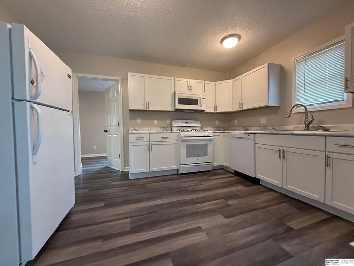 Property Photo: 1834 N 27 Street NE 68503