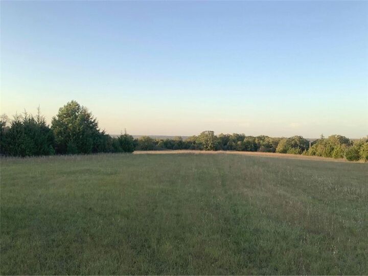 Property Photo: 339414 E Highway 62 OK 74855