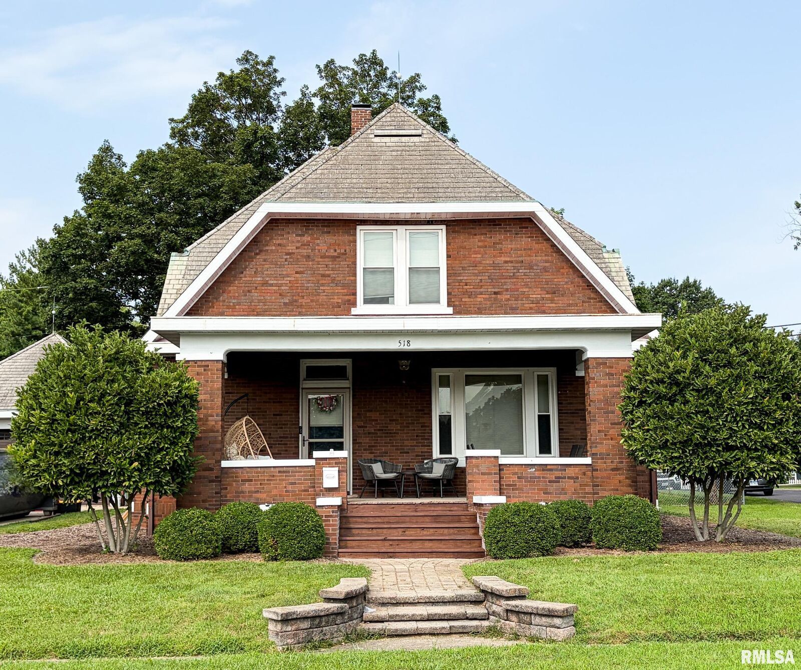 Property Photo: 518 N Main Street IL 61530