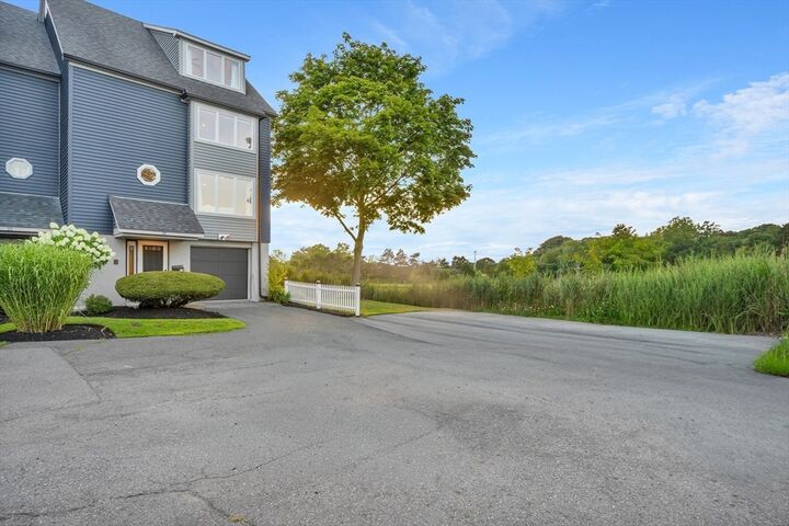 Property Photo:  2 Atkinson Dr 19  MA 01906 