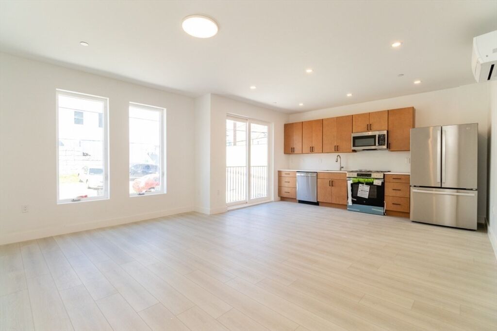 Property Photo:  150 Williams 14  MA 02150 