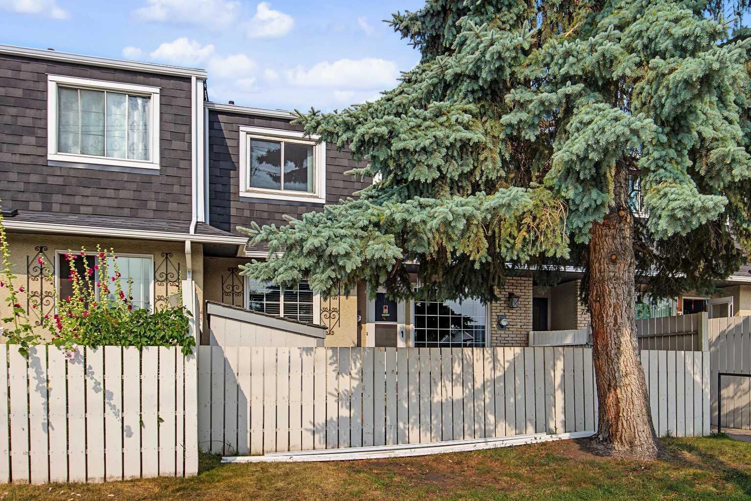 Property Photo: 175 Manora Place NE 75 AB T2A 5P7