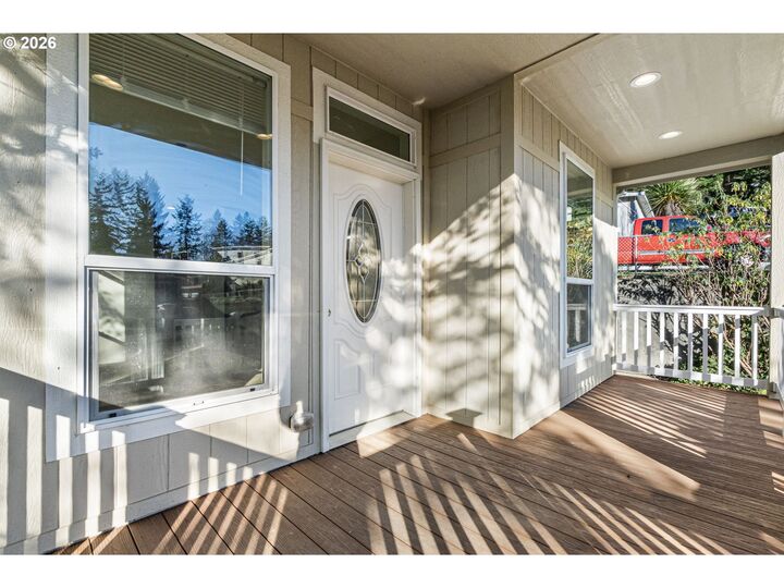 Property Photo:  98041 Hallway Rd 19  OR 97415 