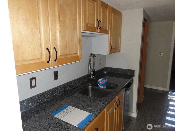 Property Photo:  23511  102nd Avenue SE D102  WA 98031 