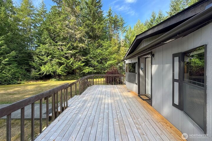 Property Photo:  223  Lorilee Lane  WA 98363 