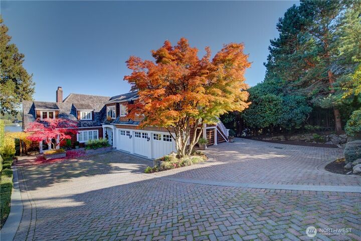 Property Photo:  3608  Evergreen Point Road  WA 98039 