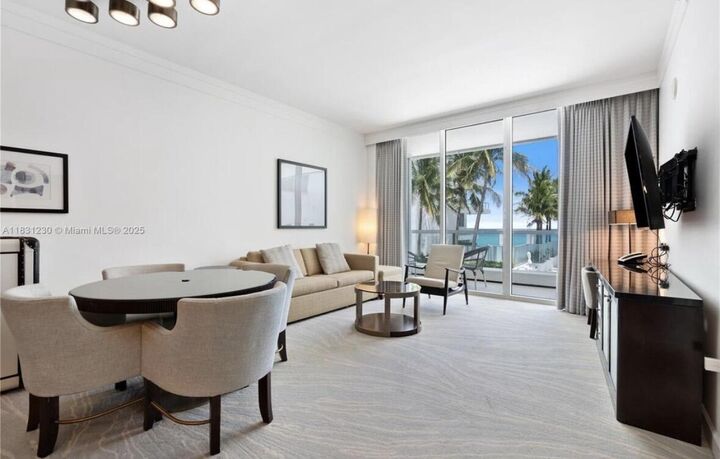Property Photo:  4391 Collins Avenue 623  FL 33140 