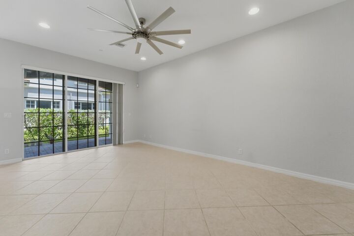 Property Photo:  126 Lancaster Road  FL 33426 