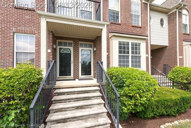 Property Photo:  862 Summerfield Drive  MI 48185 