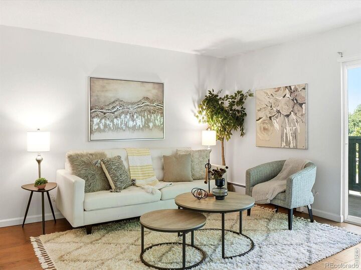 Property Photo: 2120 S Vaughn Way #206F CO 80014