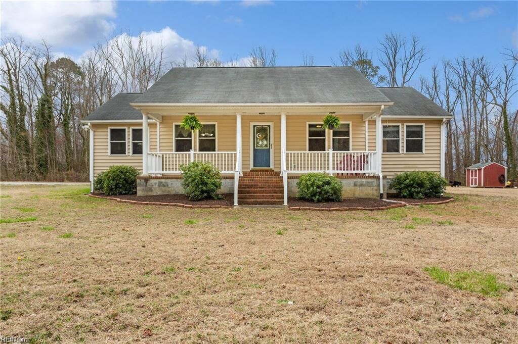Property Photo:  7845 S Quay Road  VA 23437 