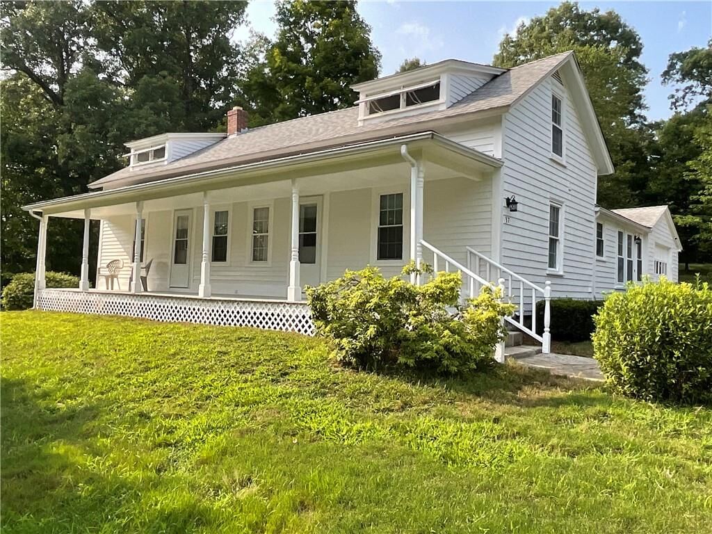 Property Photo: 37 Ryefield Road RI 02831