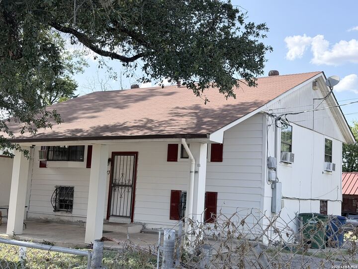 Property Photo:  213 Earl B  TX 78212 