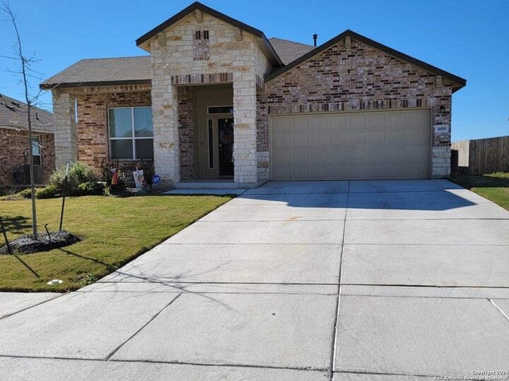 Property Photo: 609 Steele Shallows TX 78108