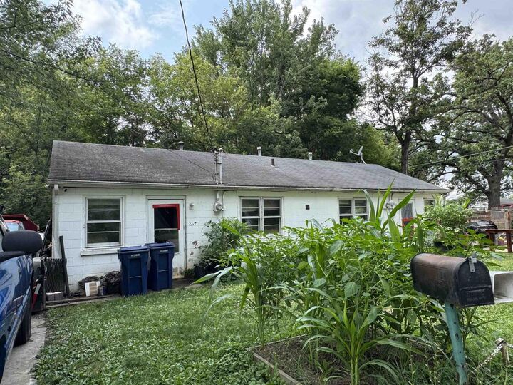 Property Photo: 492-494 E Community Drive WI 53511