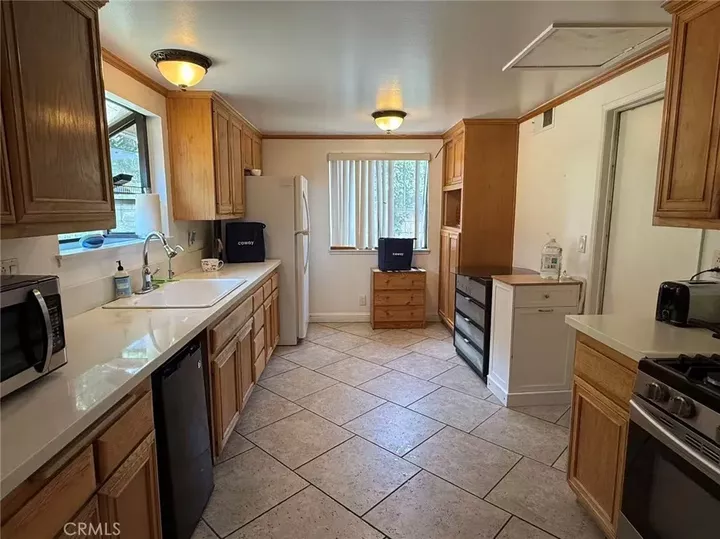 Property Photo:  20744 Earlgate  CA 91789 