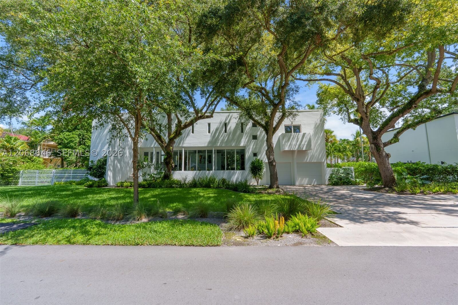 Property Photo:  7277 SW 165th St  FL 33157 