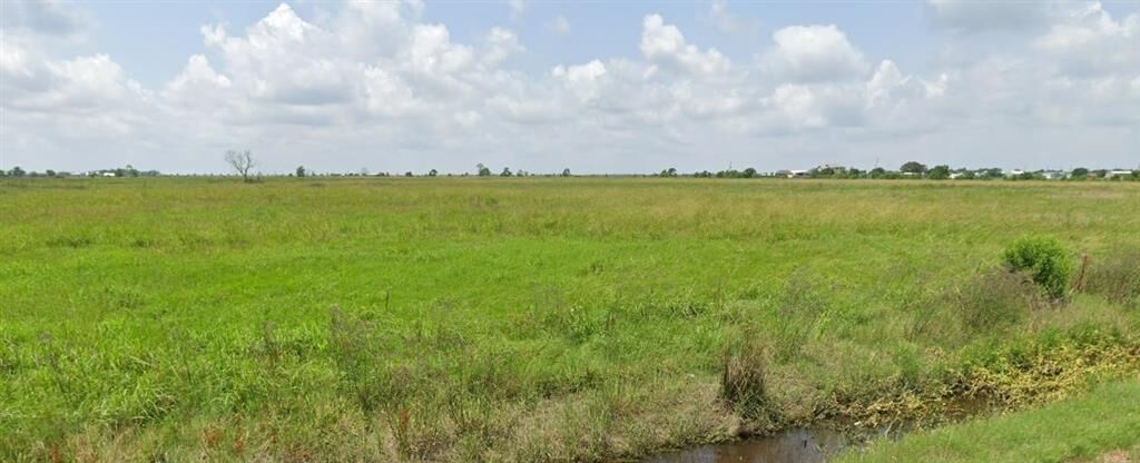 Property Photo:  7 N Precht Road  LA 70607 