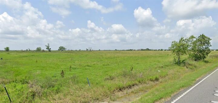 Property Photo: 5 N Precht Road LA 70607