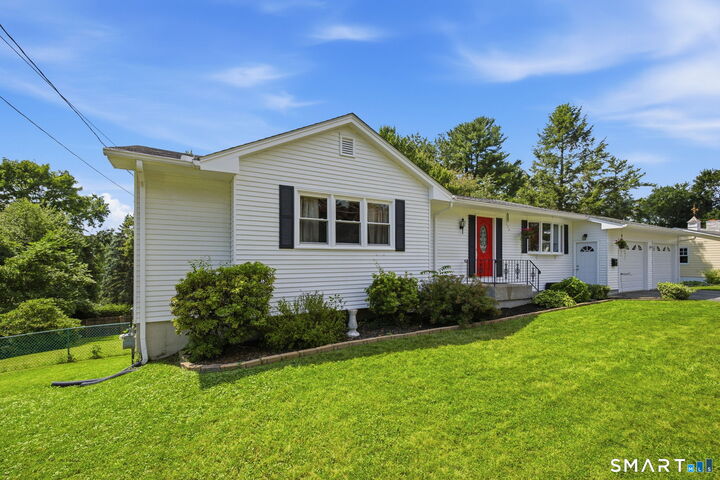 Property Photo: 256 Fairlawn Drive CT 06790