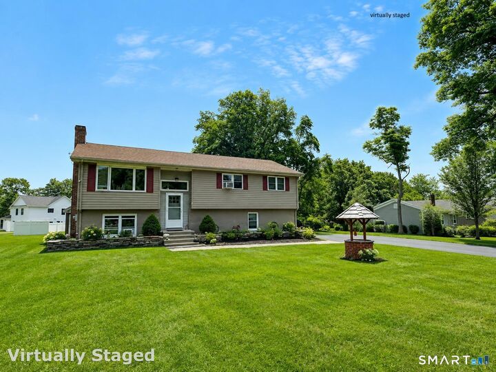 Property Photo: 54 Midwood Farm Road CT 06424