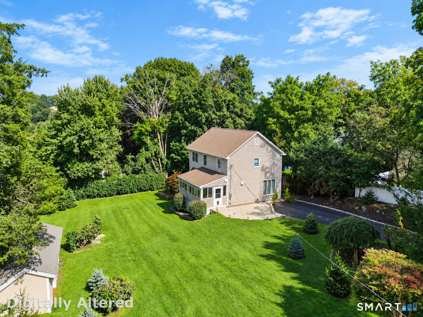 Property Photo:  32 Taagan Point Drive  CT 06811 