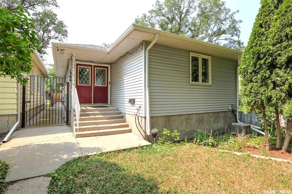 Property Photo: 1366 Retallack Street SK S4T 2H9