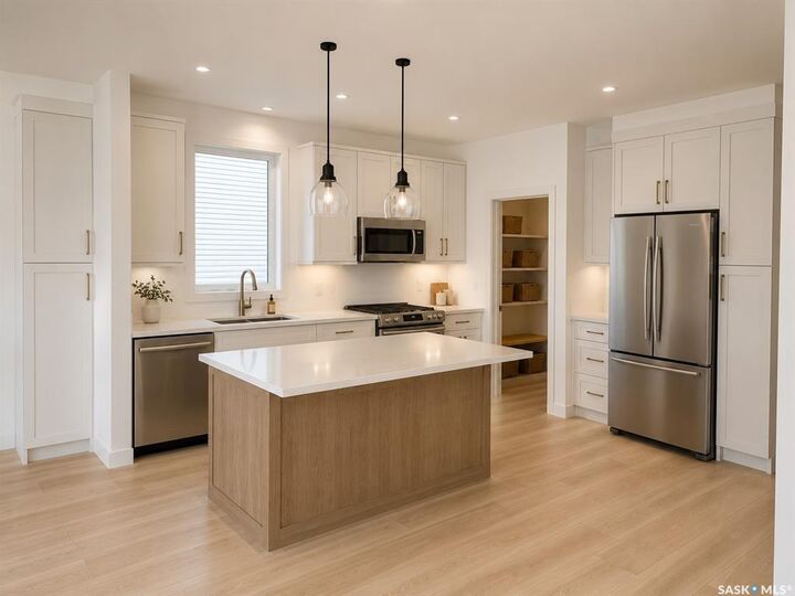 Property Photo: 310 Nazarali Avenue SK S7V 1N6