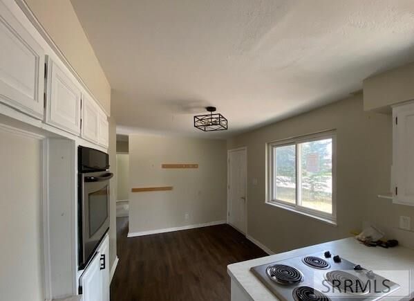 Property Photo:  700 Robins Avenue  ID 83404 