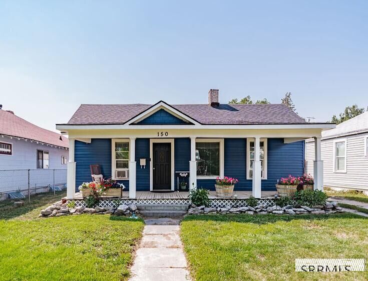 Property Photo:  150 Corner Avenue  ID 83402 