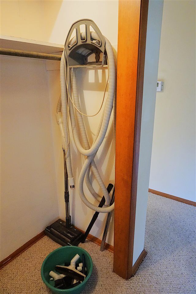 Property Photo: 2500 E Hartford OK 74604