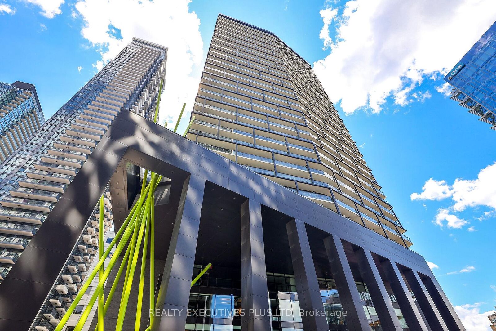 Property Photo: 125 Peter Street 3604 ON M5V 0M2