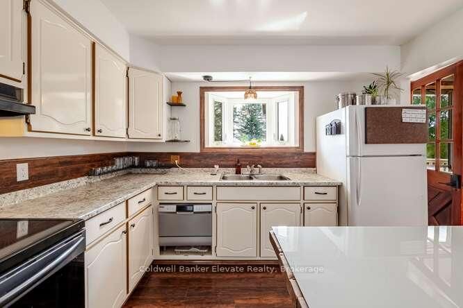 Property Photo:  150 Macintosh Drive  ON N0H 1S0 