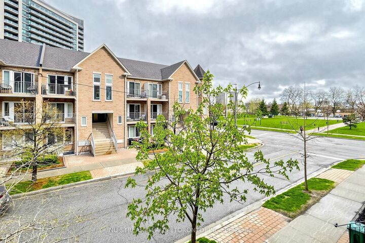 Property Photo: 10 Brian Peck Crescent 201 ON M4G 4K4