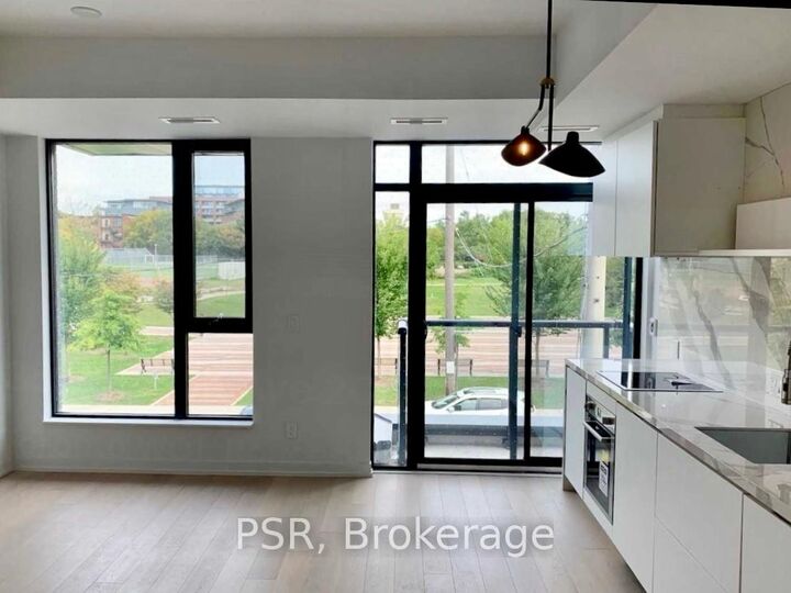 Property Photo:  35 Wabash Avenue 205  ON M6R 0A9 