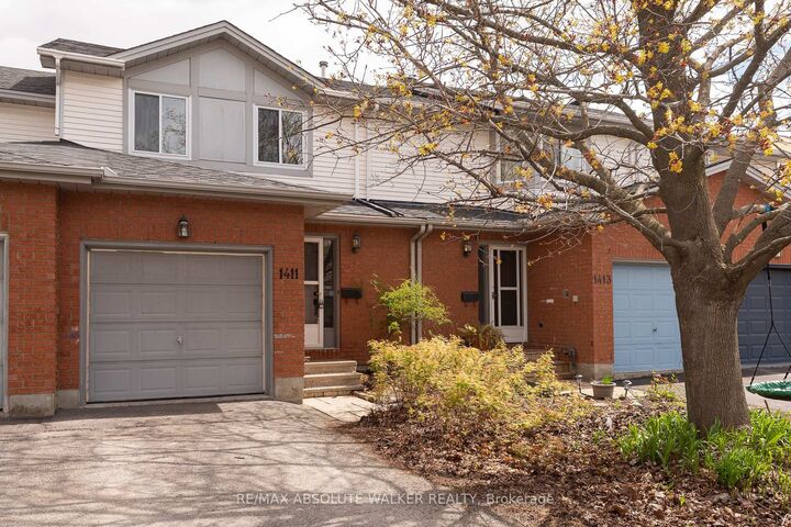 Property Photo: 1411 Caravel Crescent ON K1E 3X4