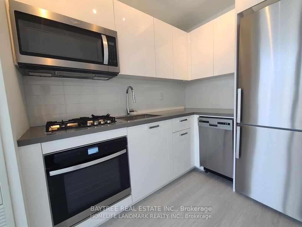 Property Photo: 195 McCaul Street 1308 ON M5T 0E5