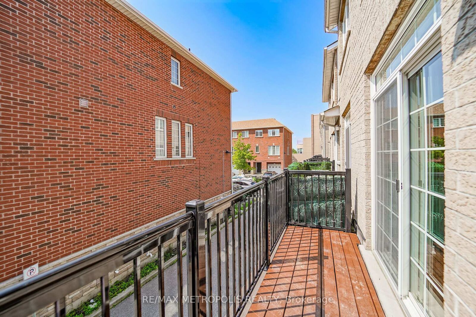Property Photo: 3767B St Claire Avenue E ON M1M 0C8