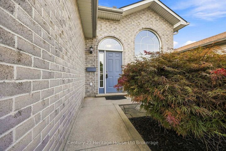 Property Photo: 16 Herford Street ON N4G 4V2