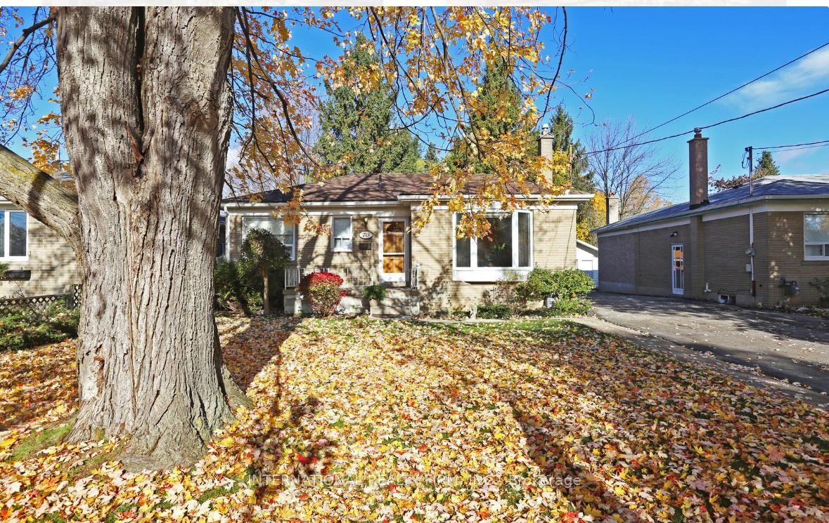 Property Photo: 76 Rockport Crescent Bsmt ON L4C 2L8