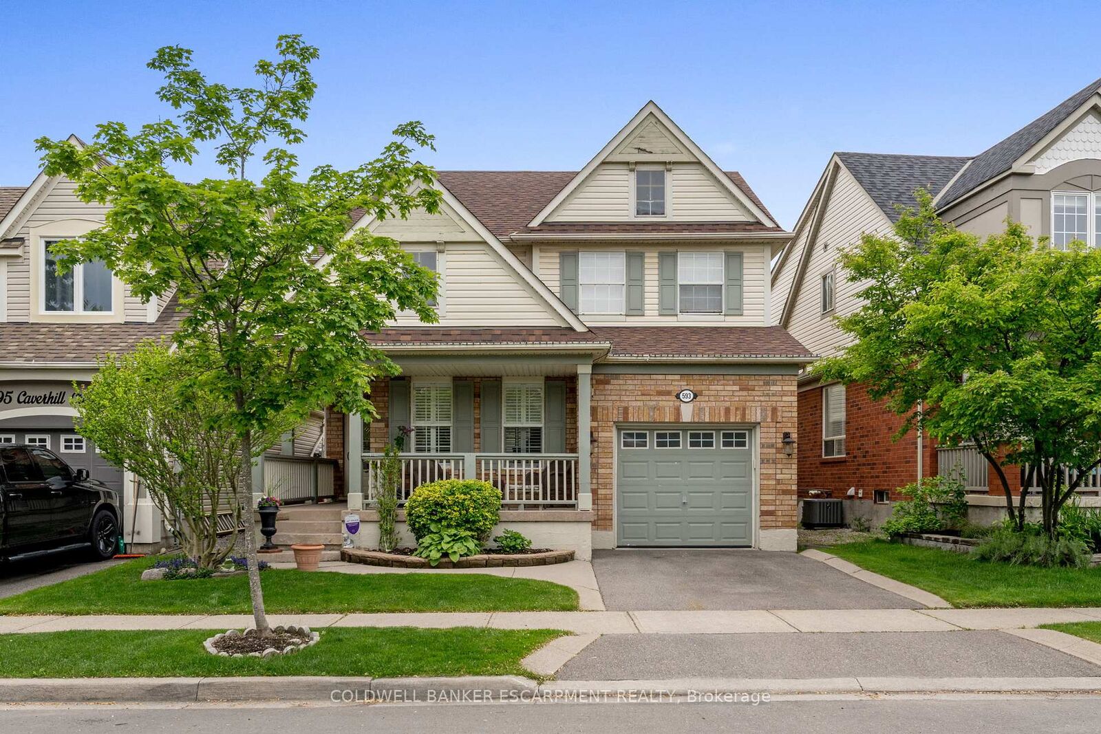 Photo de la propriété:  593 Caverhill Crescent  ON L9T 5K1 
