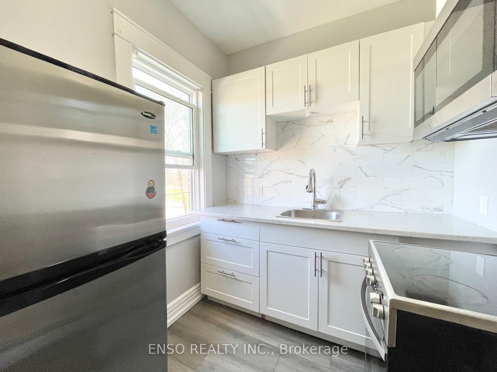Property Photo:  5325 Van Alstyne Place 5  ON L2E 4K5 