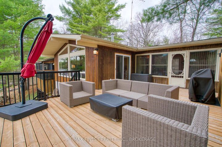 Property Photo: 1046 Turner Way ON K0H 1B0