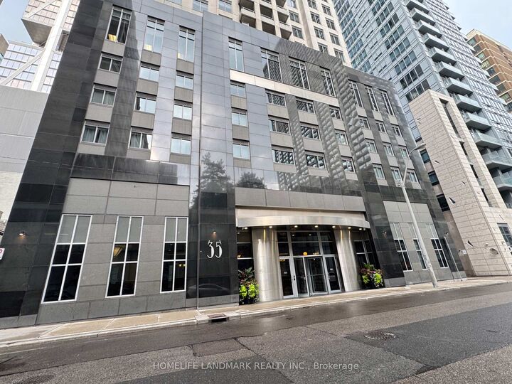 Property Photo:  35 Balmuto Street 501  ON M4Y 0A3 